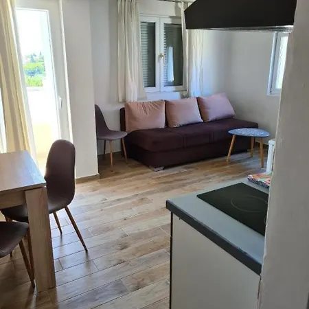 Milka Apartment *